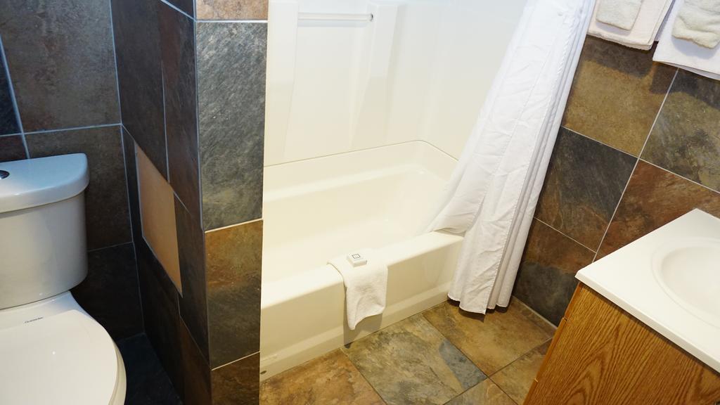 Virginia Inn Lawrence Bilik gambar