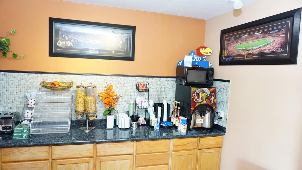 Virginia Inn Lawrence Luaran gambar