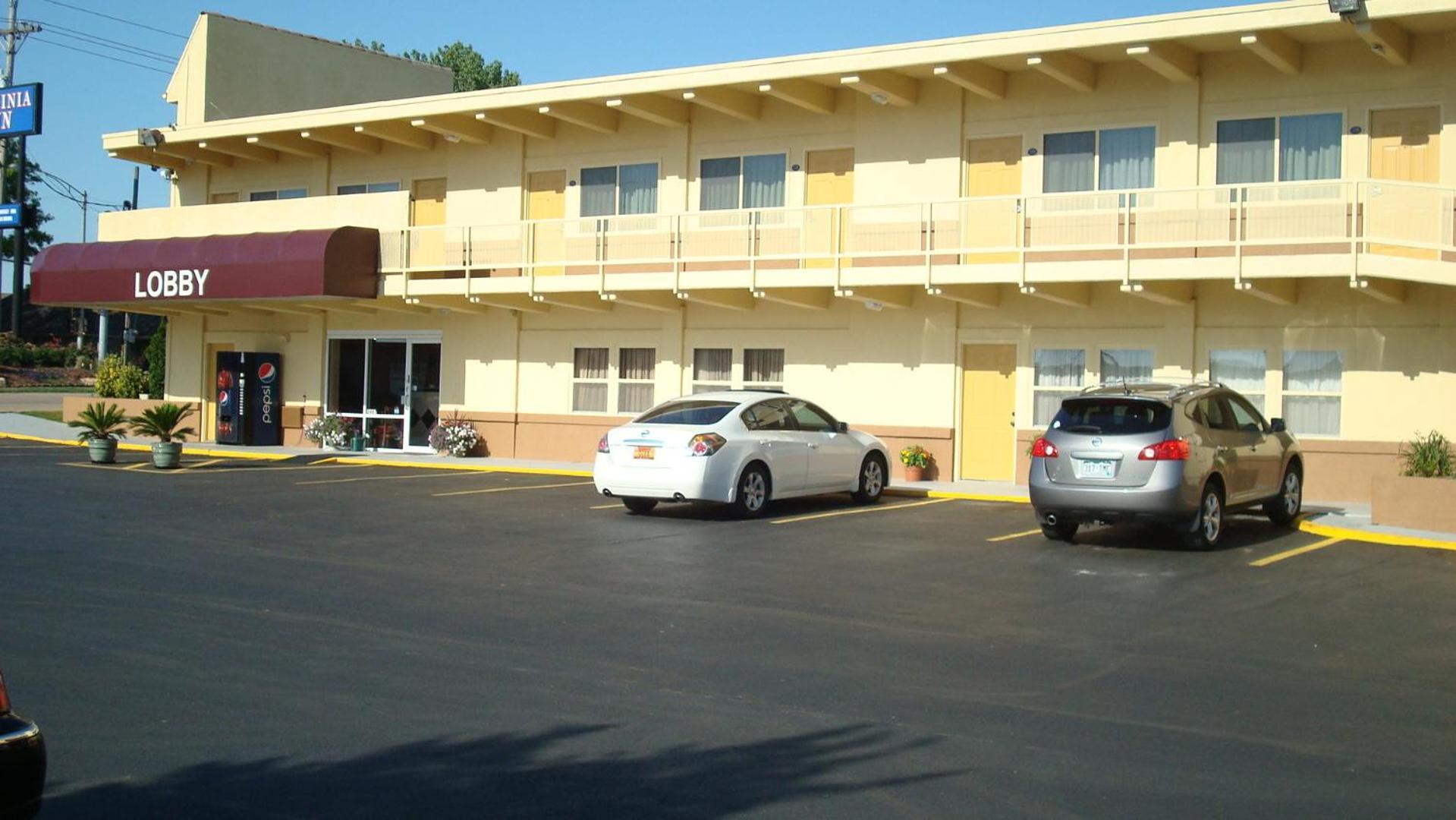 Virginia Inn Lawrence Luaran gambar