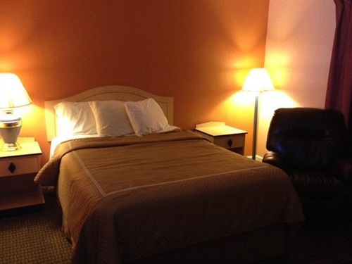 Virginia Inn Lawrence Luaran gambar